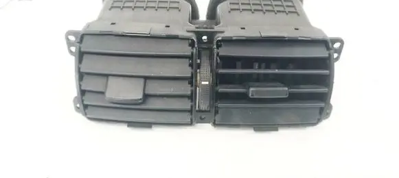 Hyundai Tucson JM Dash center air vent grill 974102E000 97410-2E000