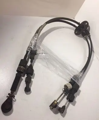 Ford Focus Gear shift cable linkage 