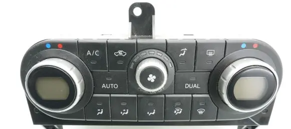 Nissan Qashqai Climate control unit 27500BR45B