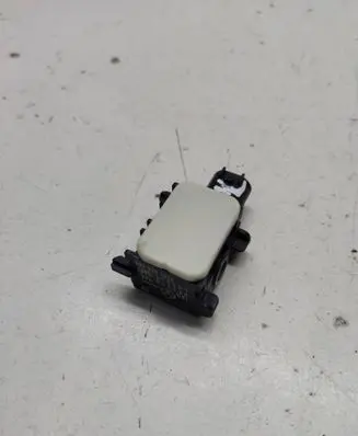 Mercedes-Benz ML W164 Airbag deployment crash/impact sensor 0038202826 405218