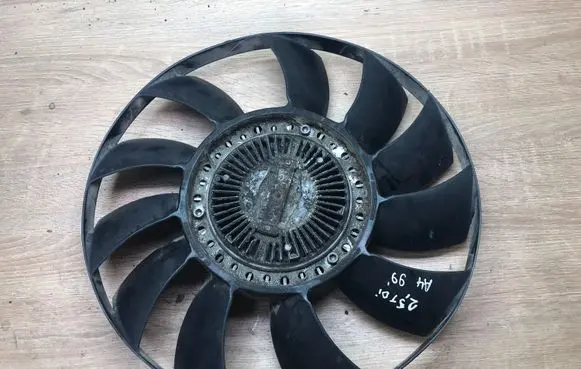 Volkswagen PASSAT B5.5 Fan impeller 059121301A