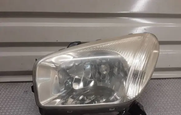 Toyota RAV 4 (XA20) Headlight/headlamp