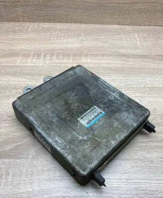 Mitsubishi Carisma Engine control unit/module ECU MD355869 E2T68375