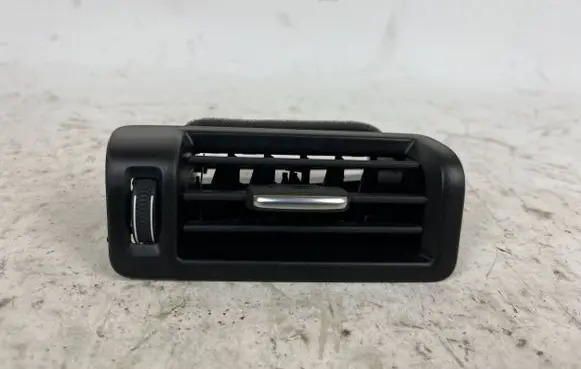 Volvo XC60 Dashboard air vent grill cover trim 31469799