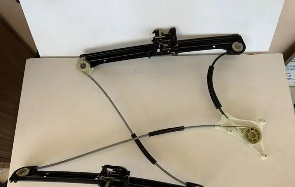 Audi A3 S3 8V Front window lifting mechanism without motor 8V4837462