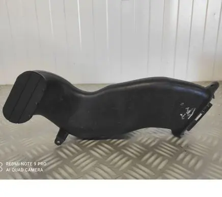 Opel Astra K Air intake duct part 39072453 2658