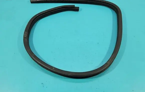 Suzuki Splash Front door rubber seal IMPRK1522089