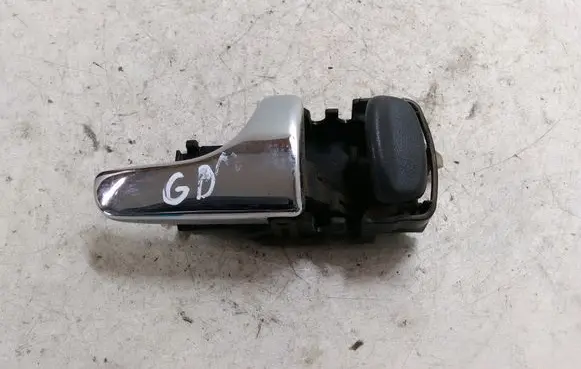 Rear door interior handle