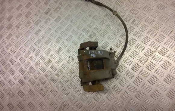 BMW 4 F32 F33 Front brake caliper