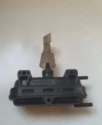 Mercedes-Benz W123 Front door lock 1238003375