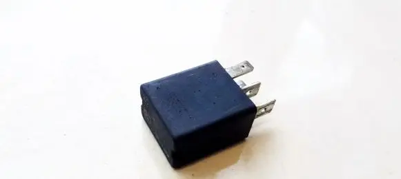 Fiat Idea Other relay 46520411 B047