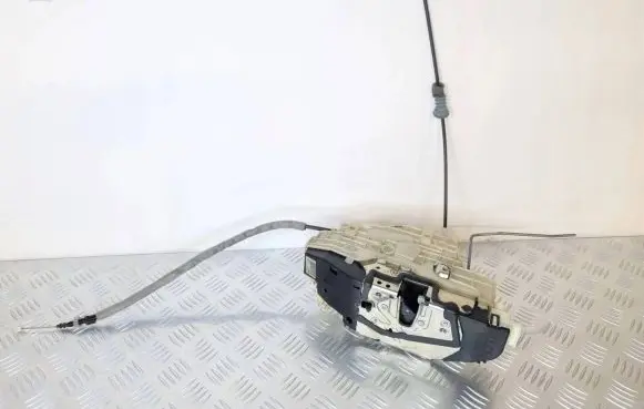 Mercedes-Benz S W221 Rear door lock A2217306235