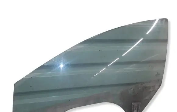 Volkswagen PASSAT CC Front door window glass four-door 