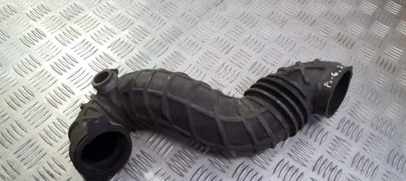 Audi A6 S6 C4 4A Air intake hose/pipe 4a0145747