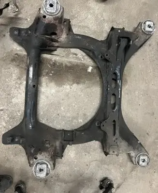 Volkswagen Touareg I Front subframe 7L0499311C 7L0499311