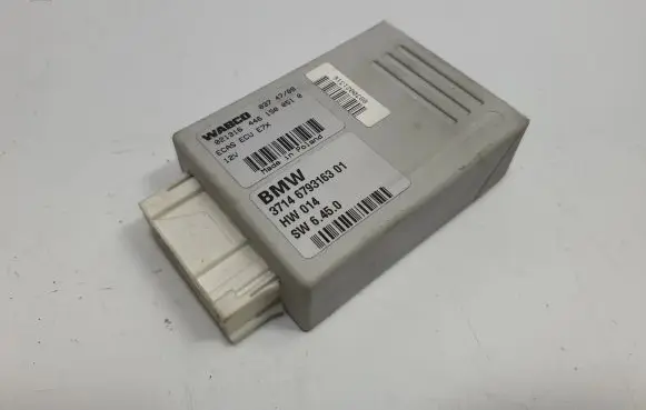 BMW X6 E71 Air suspension control unit module (rear) 6793163 37146793163 37146778966