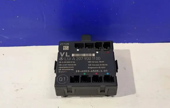 Mercedes-Benz E C207 W207 Door control unit/module A2079001100