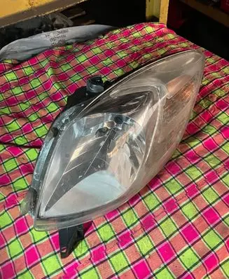 Toyota Yaris Headlight/headlamp 811100D120 89900736