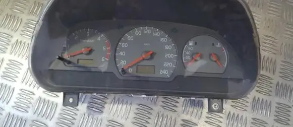 Volvo S40, V40 Speedometer (instrument cluster) 30858334 0P-0200021