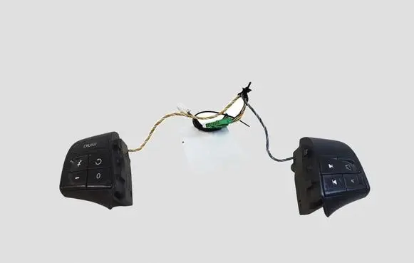 Volvo XC60 Steering wheel buttons/switches 31264948