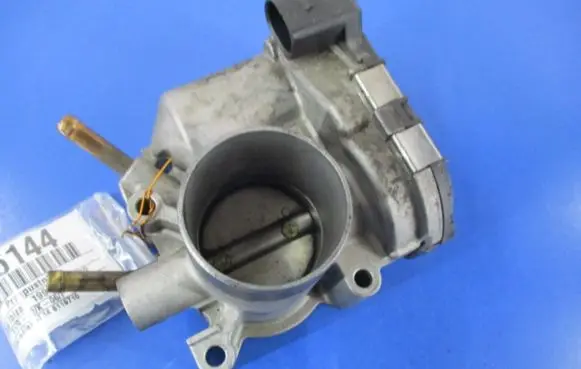 Seat Ibiza III (6L) Throttle body valve 