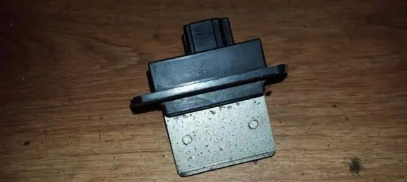 Heater blower motor/fan resistor