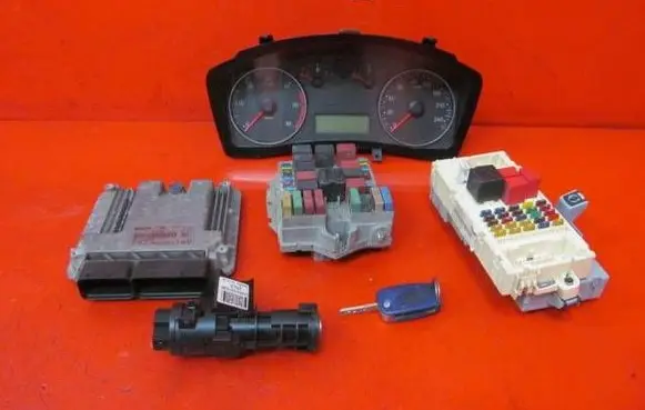 Fiat Stilo Engine ECU kit and lock set 55198820 0281011510 61001500