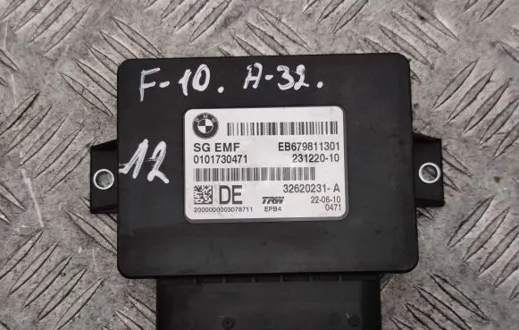 BMW 5 F10 F11 Rear brake EMF control unit/module 679811301 EB679811301