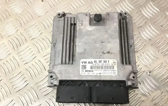 Volkswagen PASSAT B8 Engine control unit/module 04L907309P