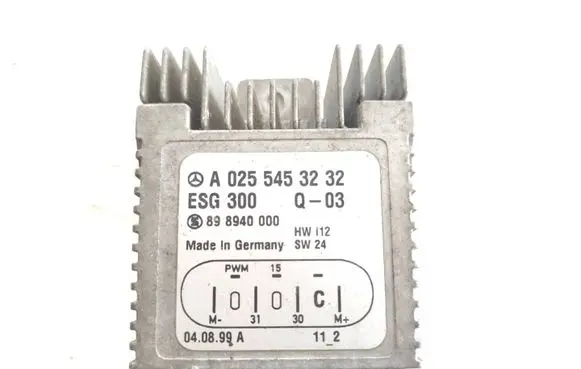 Mercedes-Benz E W210 Coolant fan relay A0255453232 ESG300 898940000