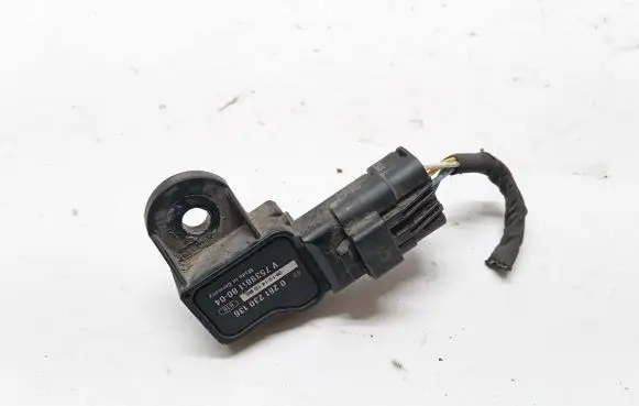 Citroen C4 I Picasso Air pressure sensor V753981180