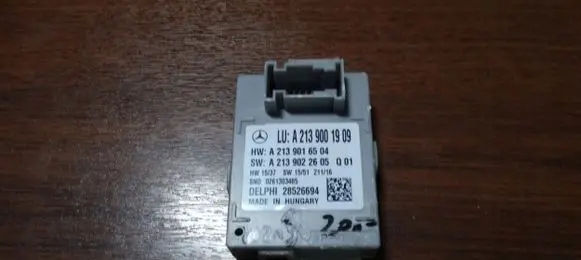 Mercedes-Benz E W213 Trunk lid opening control unit A2139001909SAM