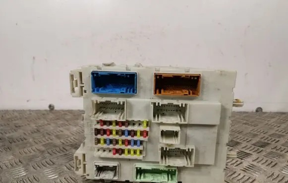 Ford Kuga II BSM Control unit DV6T14A073FH