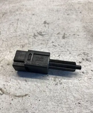 Nissan X-Trail T31 Brake pedal sensor switch