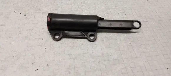 Mitsubishi Outlander Glovebox shock absorber 