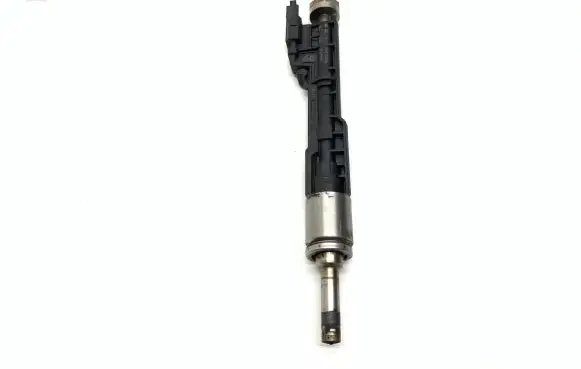 BMW 7 F01 F02 F03 F04 Fuel injector 0261500186