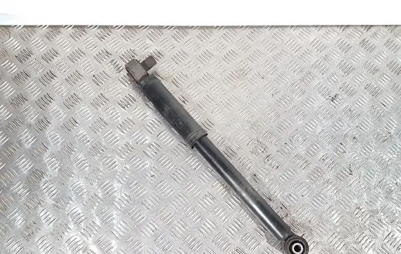 Mercedes-Benz V Class W447 Rear shock absorber/damper A4473262600 A4473265000 A4473267300