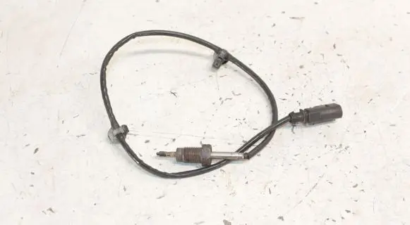 Audi A4 S4 B8 8K Exhaust gas temperature sensor 03L906088BE