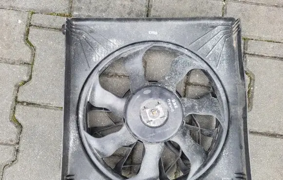 Tesla Model S Air conditioning (A/C) fan (condenser) 600735200F 600735200E