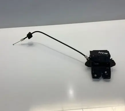 Mercedes-Benz E W211 Loading door lock A1717500085 A1717500185 1717500085