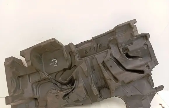 BMW 5 F10 F11 Other engine bay part 8618883