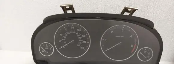 BMW 5 F10 F11 Speedometer (instrument cluster) 924934701 1044663