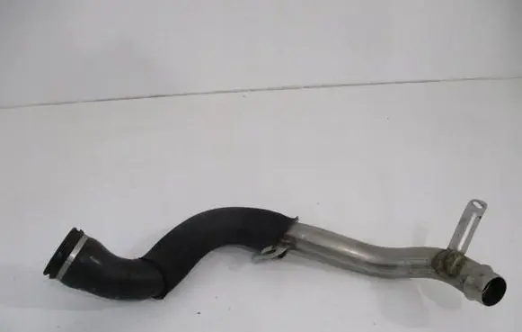 Intercooler hose/pipe
