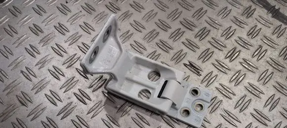 Renault Master IV Tailgate/trunk/boot hinge 904003815R