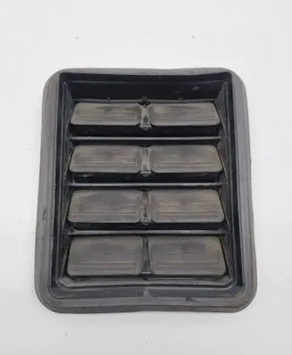 Dodge Durango Quarter panel pressure vent 