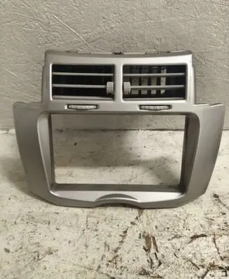 Toyota Yaris Dash center air vent grill PZ489B033000