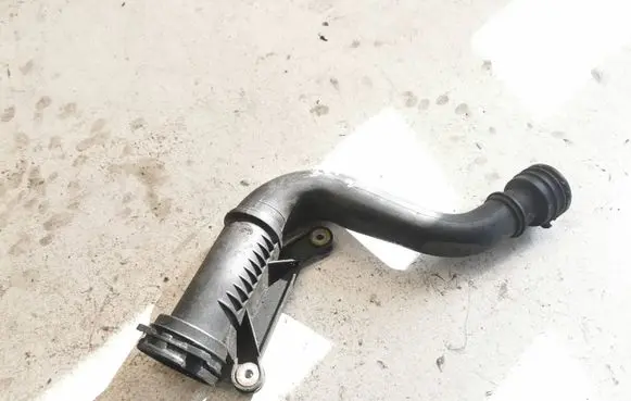 Volkswagen Jetta V Intercooler hose/pipe 1k0145762s