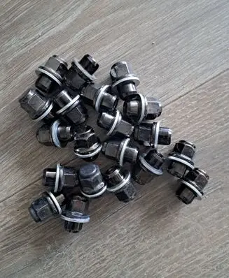 Toyota C-HR II Nuts/bolts JGJHF
