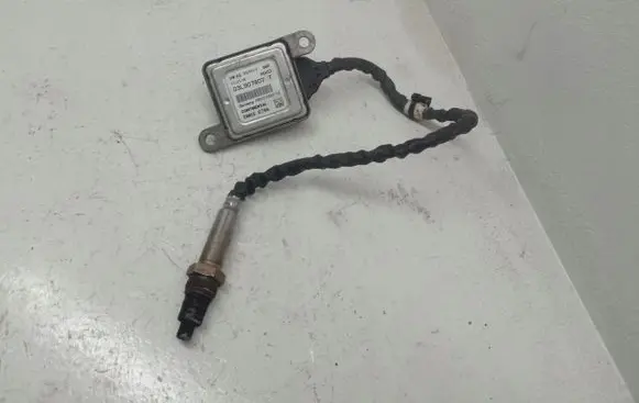 Volkswagen Crafter Lambda probe sensor HENCAR17108386589