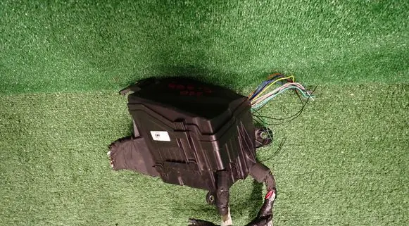 Toyota Yaris XP210 Fuse box set 